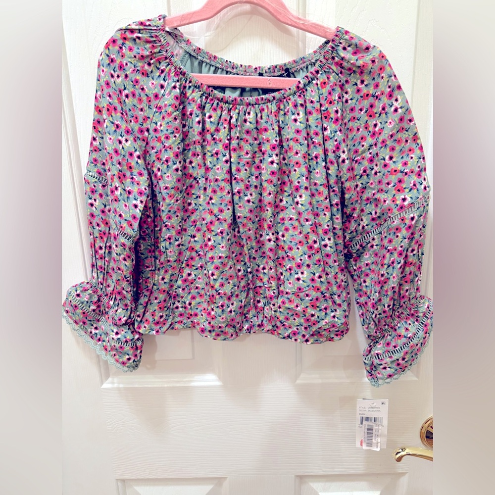 Xrtaordinary Blouse NWT size M